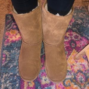 Bearpaw boots